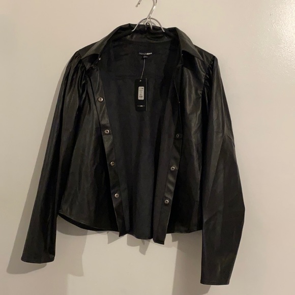 Fashion Nova PU Top - Picture 4 of 7